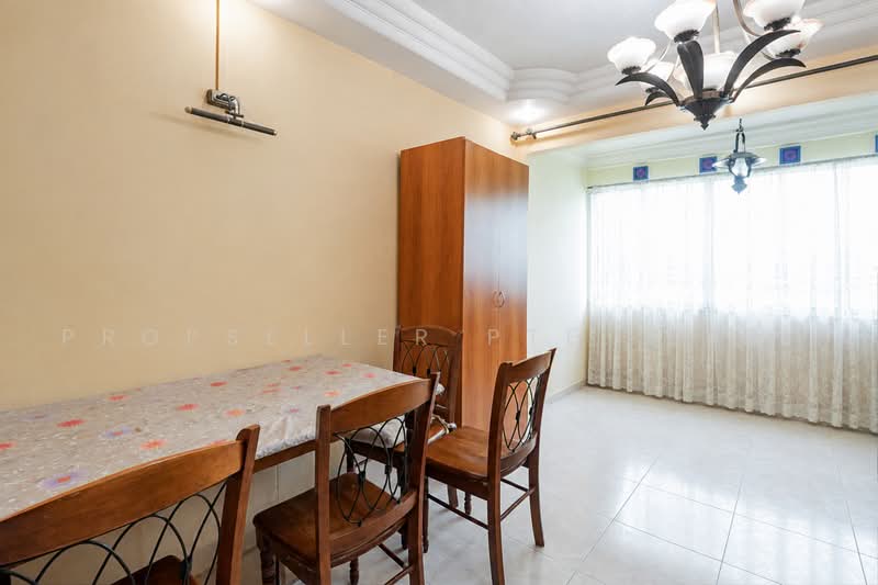 566 Choa Chu Kang Street 52, 566 Choa Chu Kang Street 52, 3 Bedrooms, 1,389 sqft, HDB Flat For Sale, by Wes Teo, 500221819 - Dining Room - PropertyGuru.com.sg