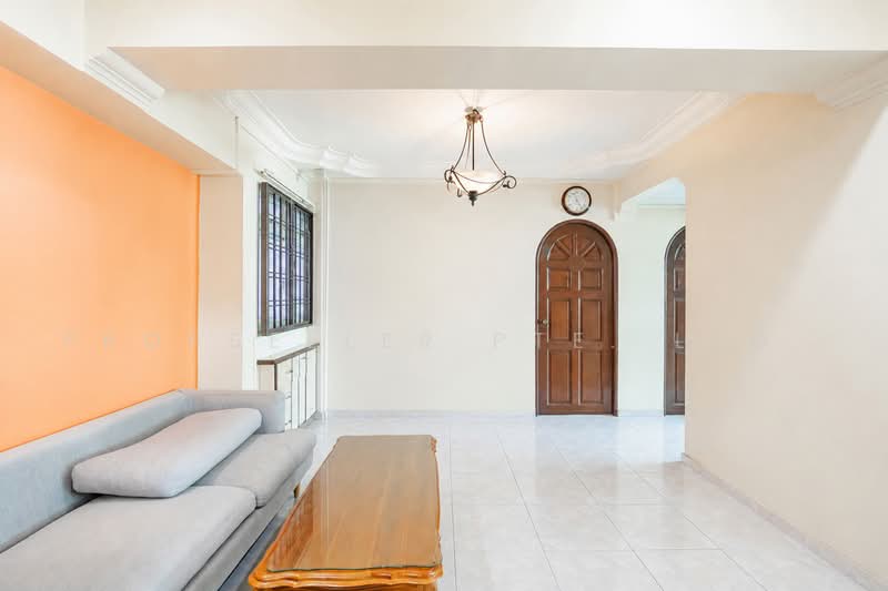 566 Choa Chu Kang Street 52, 566 Choa Chu Kang Street 52, 3 Bedrooms, 1,389 sqft, HDB Flat For Sale, by Wes Teo, 500221819 - Living Room - PropertyGuru.com.sg