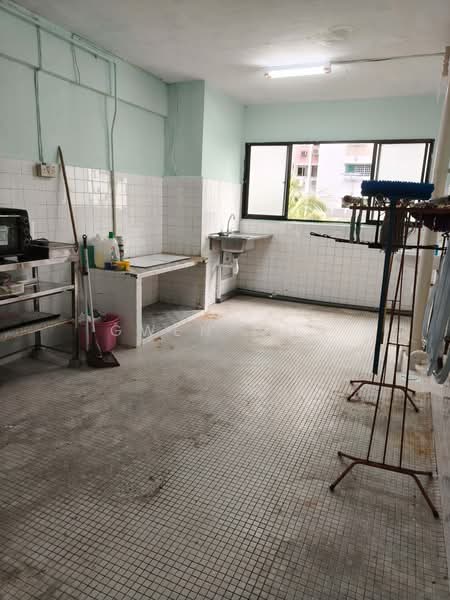 365 Clementi Avenue 2, 365 Clementi Avenue 2, Buona Vista / West Coast / Clementi New Town, 3 Bedrooms, 871 sqft, HDB Flat For Sale, by Gwen Woo, 500221828 - Kitchen - PropertyGuru.com.sg