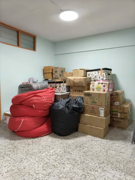 365 Clementi Avenue 2, 365 Clementi Avenue 2, Buona Vista / West Coast / Clementi New Town, 3 Bedrooms, 871 sqft, HDB Flat For Sale, by Gwen Woo, 500221828 - Extra space between the rooms - PropertyGuru.com.sg