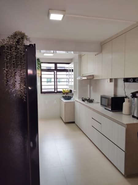 163 Stirling Road, 163 Stirling Road, Room Rental, 160 sqft, HDB Flat For Rent, by Jean Lim, 500221842 - Kitchen - PropertyGuru.com.sg