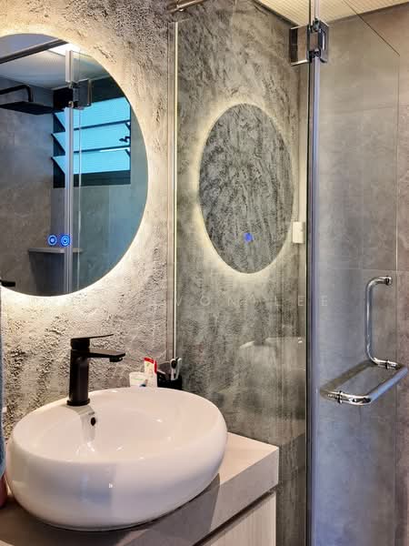 96 Dawson Road, 96 Dawson Road, 2 Bedrooms, 678 sqft, HDB Flat For Sale, by Chervon Lee, 500221846 - Bathroom - PropertyGuru.com.sg