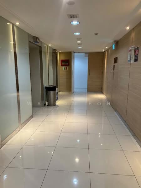 Far East Shopping Centre, 545 Orchard Road, 840 sqft, Office For Rent, by Watson Poh, 500221852 - Corridor - CommercialGuru.com.sg
