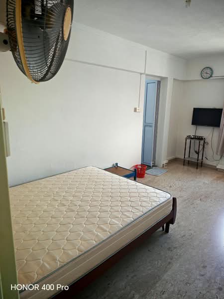 444 Jurong West Avenue 1, 444 Jurong West Avenue 1, Room Rental, 110 sqft, HDB Flat For Rent, by Lilian Lee, 500221863 - Bedroom - PropertyGuru.com.sg
