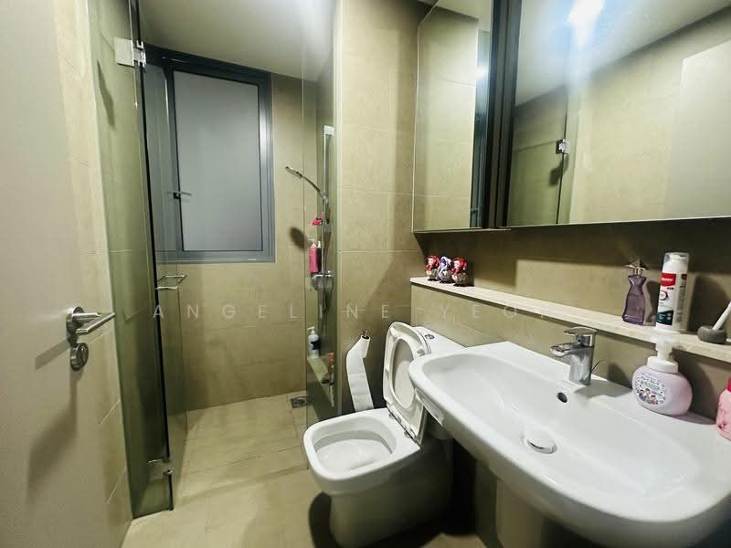 Riversails, 8 Upper Serangoon Crescent, Hougang / Punggol / Sengkang, 3 Bedrooms, 947 sqft, Condominium For Rent, by Angeline Yeoh, 500221869 - Bathroom - PropertyGuru.com.sg