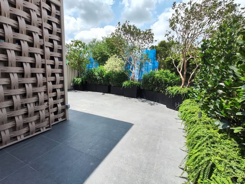 Hillcrest road, HIllcrest Road, Tanglin / Holland / Bukit Timah, 5 Bedrooms, 6,700 sqft, Semi-Detached House For Sale, by Lucas Hoh Jin Heng, 500221871 - Exterior - PropertyGuru.com.sg