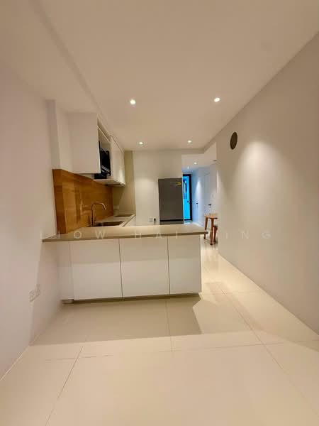 Ensuite bedrooms apartment in Novena - 5 mins walk to MRT, , 2 Bedrooms, 1,060 sqft, Terraced House For Rent, by Liow Hai Ting, 500221875 - Kitchen - PropertyGuru.com.sg