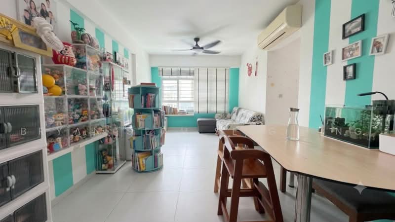 330A Anchorvale Street, 330A Anchorvale Street, 3 Bedrooms, 1,000 sqft, HDB Flat For Sale, by Bryan Seah Seng Ping, 500221877 - Living Room - PropertyGuru.com.sg