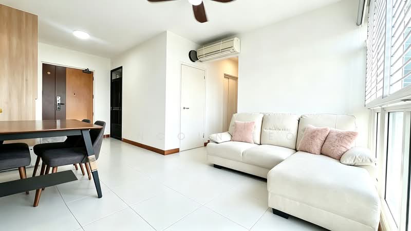 80B Telok Blangah Street 31, 80B Telok Blangah Street 31, 2 Bedrooms, 721 sqft, HDB Flat For Sale, by Lincoln Teo, 500221878 - Living Room - PropertyGuru.com.sg