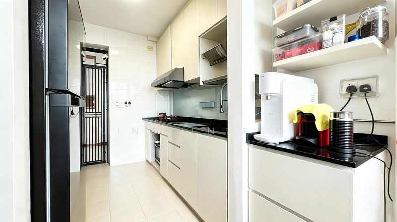 80B Telok Blangah Street 31, 80B Telok Blangah Street 31, 2 Bedrooms, 721 sqft, HDB Flat For Sale, by Lincoln Teo, 500221878 - Kitchen - PropertyGuru.com.sg