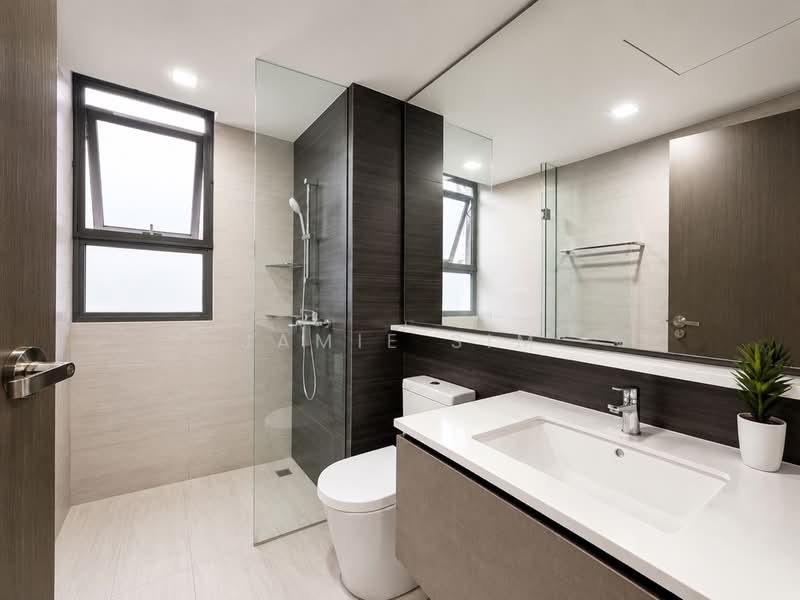 Bellewoods, 100 Woodlands Avenue 5, 4 Bedrooms, 1,152 sqft, Executive Condominium For Sale, by Jamie Sim, 500221883 - Bathroom - PropertyGuru.com.sg