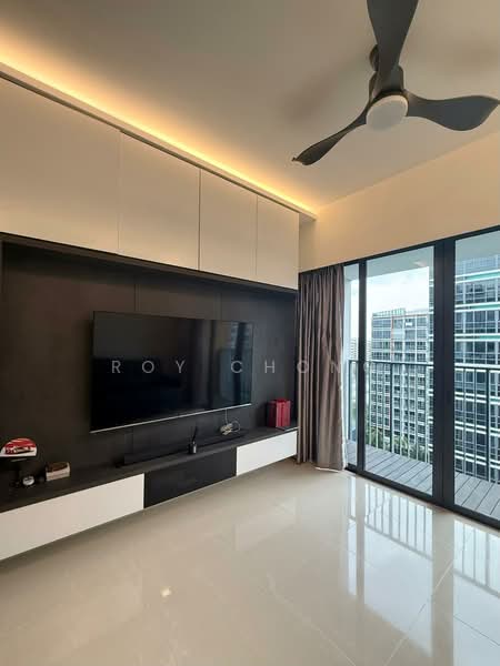 Coco Palms, 21 Pasir Ris Grove, 3 Bedrooms, 904 sqft, Condominium For Rent, by Roy Chong, 500221885 - Living Room - PropertyGuru.com.sg