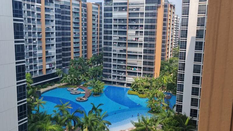 Coco Palms, 21 Pasir Ris Grove, Pasir Ris / Tampines, 3 Bedrooms, 904 sqft, Condominium For Rent, by Roy Chong, 500221885 - Exterior - PropertyGuru.com.sg