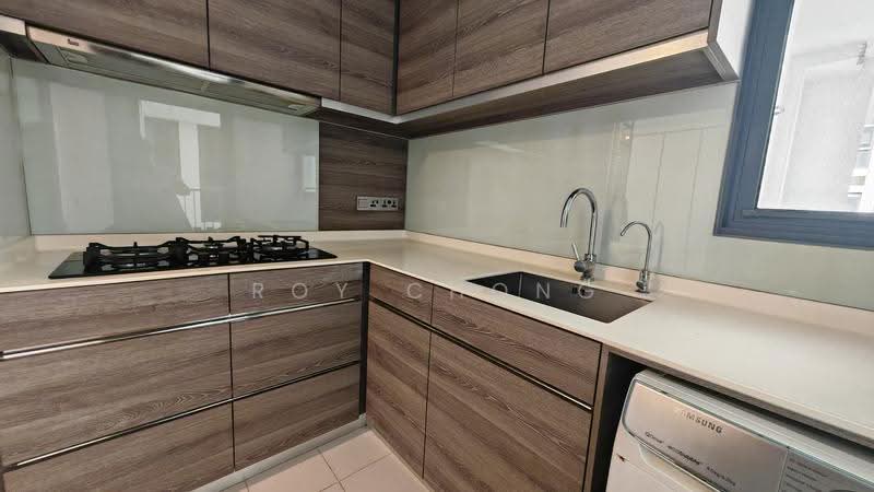 Coco Palms, 21 Pasir Ris Grove, Pasir Ris / Tampines, 3 Bedrooms, 904 sqft, Condominium For Rent, by Roy Chong, 500221885 - Kitchen - PropertyGuru.com.sg