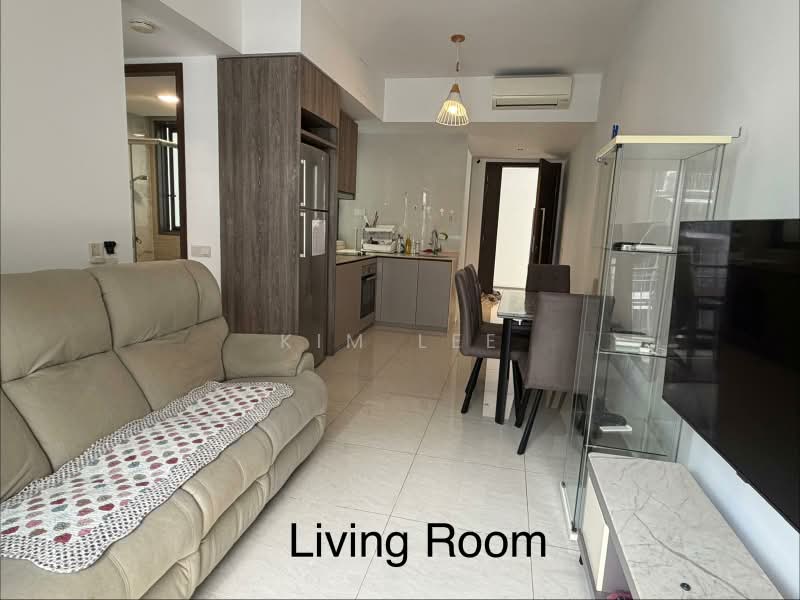 Forest Woods, , 3 Bedrooms, 721 sqft, Condominium For Rent, by Kim Lee, 500221886 - Living Room - PropertyGuru.com.sg
