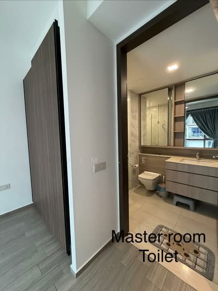 Forest Woods, , 3 Bedrooms, 721 sqft, Condominium For Rent, by Kim Lee, 500221886 - Bathroom - PropertyGuru.com.sg