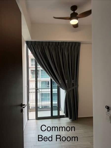Forest Woods, , 3 Bedrooms, 721 sqft, Condominium For Rent, by Kim Lee, 500221886 - Bedroom - PropertyGuru.com.sg
