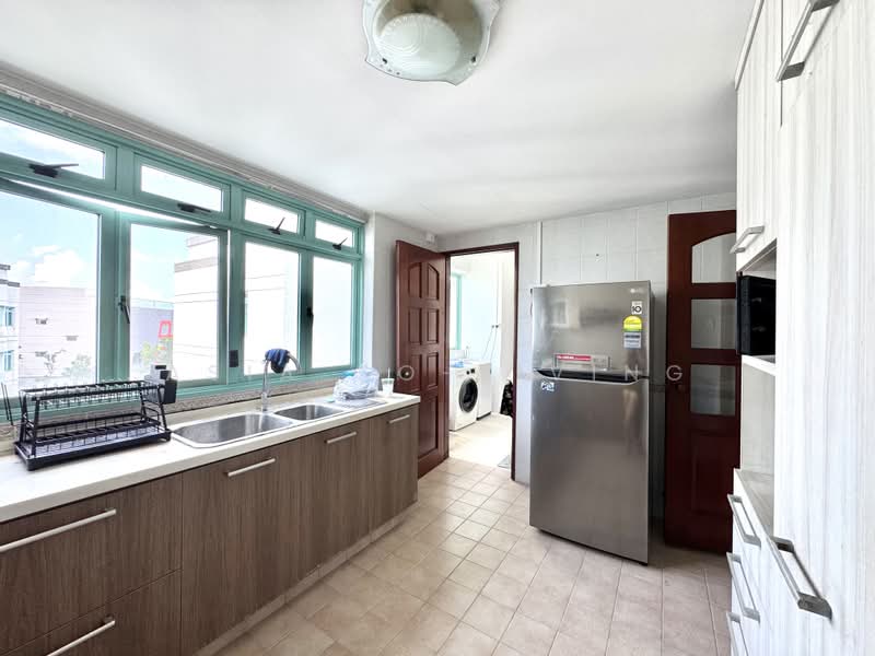 Ballota Park Condo, 162 Mariam Way, Room Rental, 120 sqft, Condominium For Rent, by Asia Coliving, 500221889 - Kitchen - PropertyGuru.com.sg
