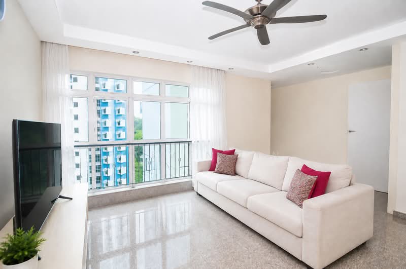 392 Bukit Batok West Avenue 5, 392 Bukit Batok West Avenue 5, 3 Bedrooms, 990 sqft, HDB Flat For Sale, by Steven Lin, 500221896 - Living Room - PropertyGuru.com.sg