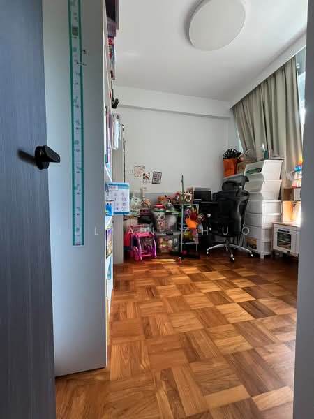 The Tropica, 51 Tampines Avenue 1, 3 Bedrooms, 1,238 sqft, Condominium For Sale, by Julian Zhuo, 500221908 - Study - PropertyGuru.com.sg