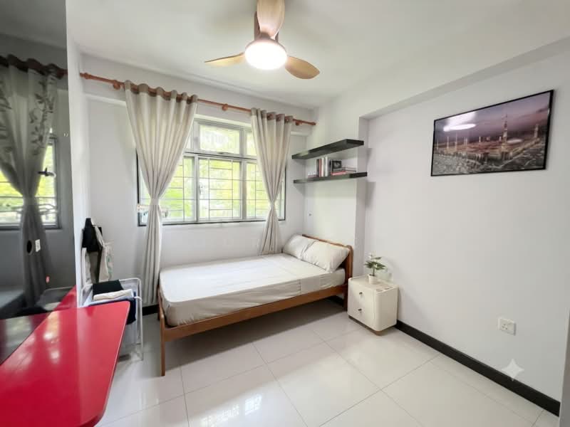 424D Yishun Avenue 11, 424D Yishun Avenue 11, 3 Bedrooms, 92 sqft, HDB Flat For Sale, by Noor Deen, 500221918 - Bedroom - PropertyGuru.com.sg