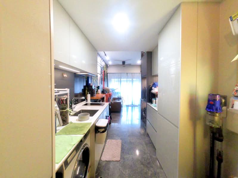 Margaret Ville, 20 Margaret Drive, 1 Bedroom, 463 sqft, Apartment For Sale, by Esmond Teo, 500221920 - Kitchen - PropertyGuru.com.sg