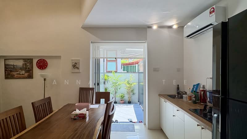 Katong Newly Renovated Corner Terrace in RCR D15!, , 5 Bedrooms, 4,200 sqft, Corner Terrace For Sale, by Annabelle Tee, 500221933 - Dining Room - PropertyGuru.com.sg