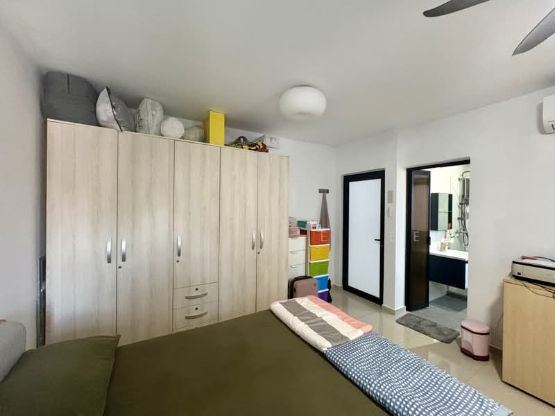 Katong Newly Renovated Corner Terrace in RCR D15!, , 5 Bedrooms, 4,200 sqft, Corner Terrace For Sale, by Annabelle Tee, 500221933 - Bedroom - PropertyGuru.com.sg