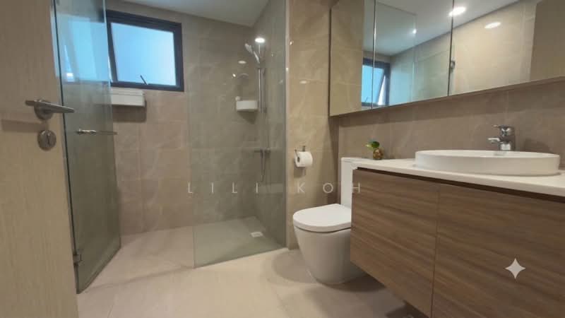 Treasure at Tampines, 25 Tampines Lane, 4 Bedrooms, 1,324 sqft, Condominium For Sale, by LiLi Koh, 500221934 - Bathroom - PropertyGuru.com.sg