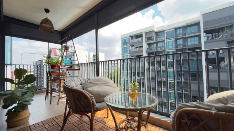 Treasure at Tampines, 25 Tampines Lane, 4 Bedrooms, 1,324 sqft, Condominium For Sale, by LiLi Koh, 500221934 - Balcony - PropertyGuru.com.sg
