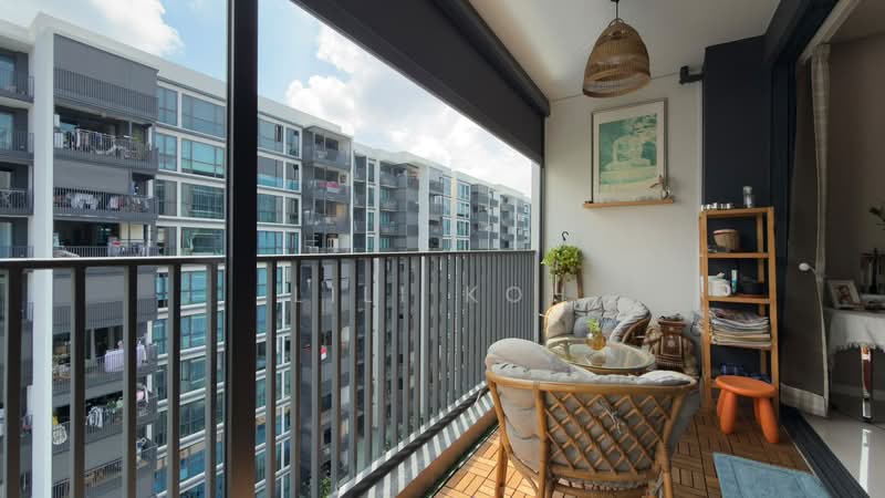 Treasure at Tampines, 25 Tampines Lane, 4 Bedrooms, 1,324 sqft, Condominium For Sale, by LiLi Koh, 500221934 - Balcony - PropertyGuru.com.sg