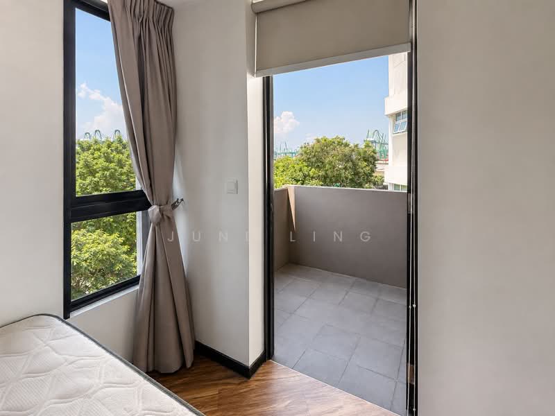 Viva Vista, 3 South Buona Vista Road, 1 Bedroom, 398 sqft, Apartment For Rent, by June Ling, 500221937 - Balcony - PropertyGuru.com.sg