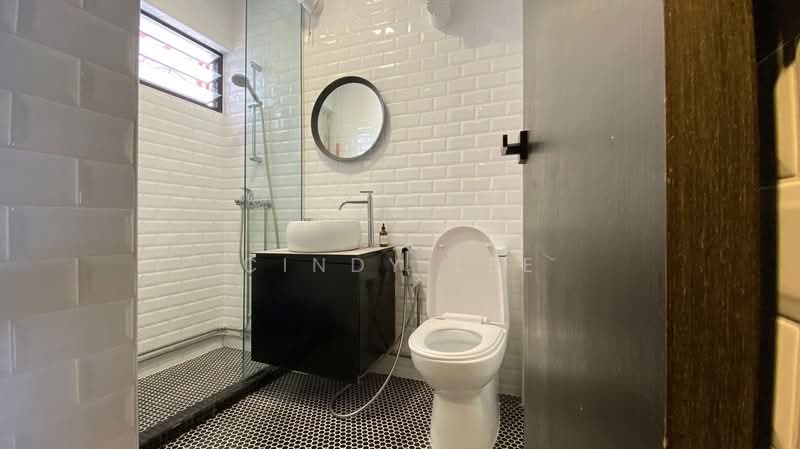 60 New Upper Changi Road, 60 New Upper Changi Road, 3 Bedrooms, 1,292 sqft, HDB Flat For Sale, by Cindy Lee, 500221940 - Bathroom - PropertyGuru.com.sg