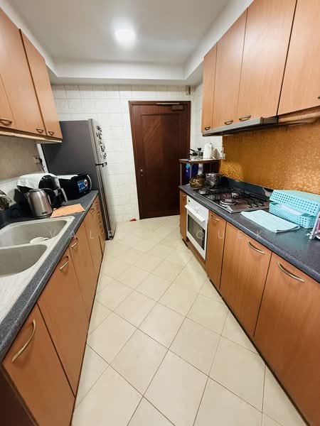 Trellis Towers, 700 Toa Payoh Lorong 1, Room Rental, 150 sqft, Condominium For Rent, by Valerie Quek, 500221941 - Kitchen - PropertyGuru.com.sg