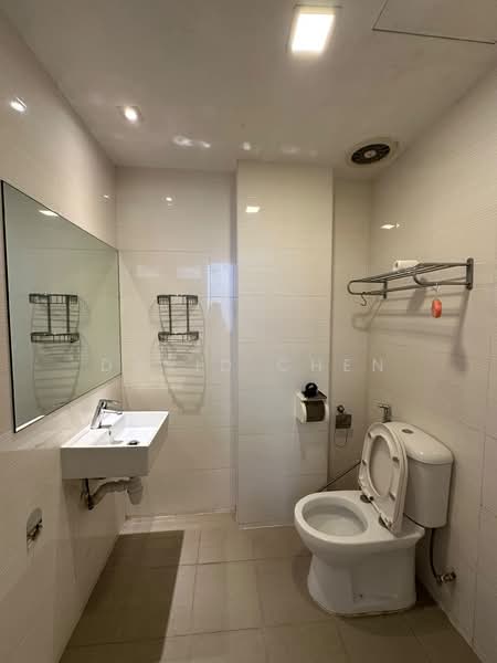 Yong Seng Estate, Jalan Senang, Room Rental, 120 sqft, Terraced House For Rent, by David Chen, 500221942 - Bathroom - PropertyGuru.com.sg