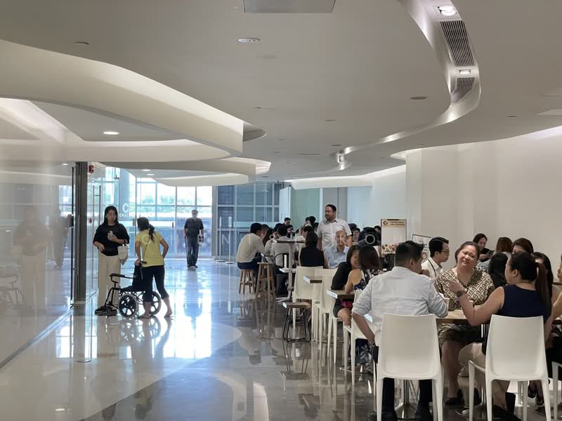 High Footfall F&B in CBD, Shenton Way / Robinson Rd / Tanjong Pagar / Raffles Place / Marina Bay, 950 sqft, Food & Beverage For Rent, by Chenise Koh, 500221952 - Interior - CommercialGuru.com.sg