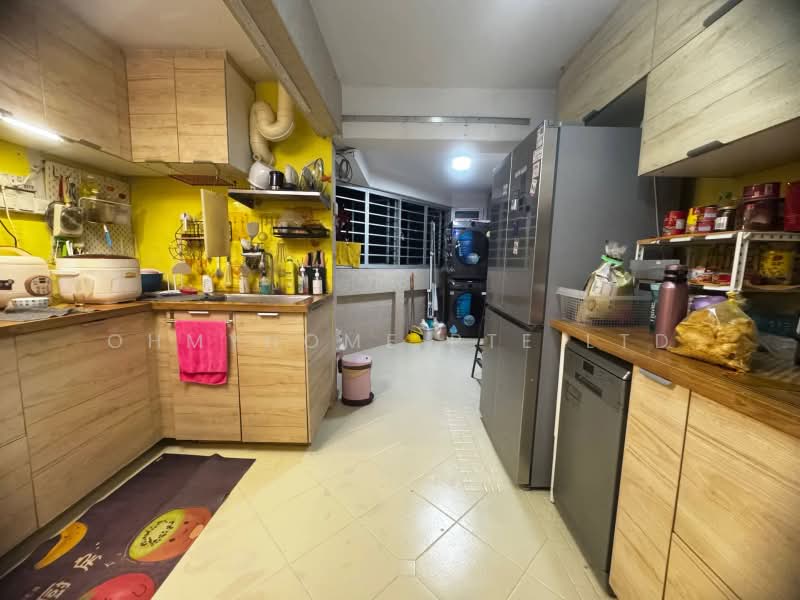 206 Boon Lay Drive, 206 Boon Lay Drive, 3 Bedrooms, 1,291 sqft, HDB Flat For Sale, by TAN POH KHIT, BILLY SUPHAKHIT, 500221957 - Kitchen - PropertyGuru.com.sg