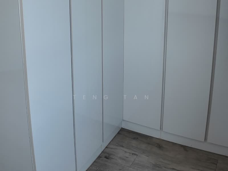 Cashew Crescent, Cashew Crescent, 4 Bedrooms, 1,799 sqft, Terraced House For Sale, by Teng Tan, 500221969 - Master Wardrobe - PropertyGuru.com.sg