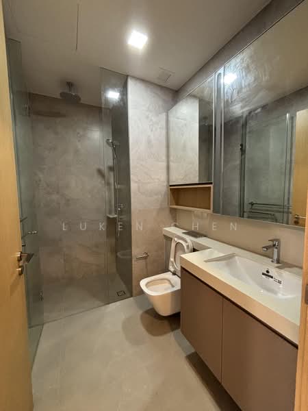 The Arden, 4 Phoenix Road, 2 Bedrooms, 657 sqft, Condominium For Rent, by Luken Chen, 500221976 - Bathroom - PropertyGuru.com.sg