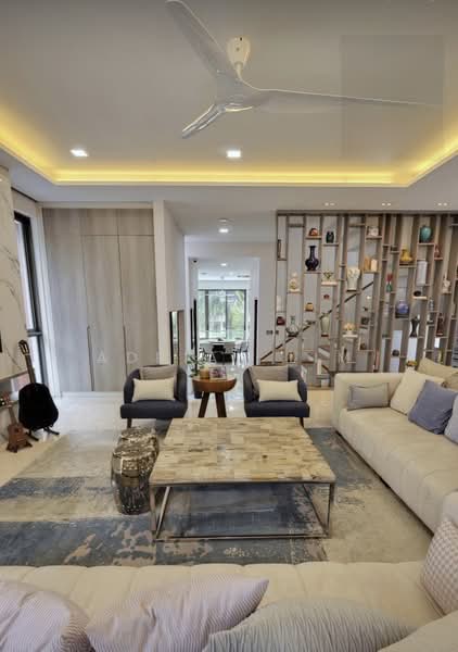 Seletar Hill Estate, Kasai Road, 7 Bedrooms, 8,078 sqft, Detached House For Sale, by Adrian Lim, 500221978 - Living Room - PropertyGuru.com.sg
