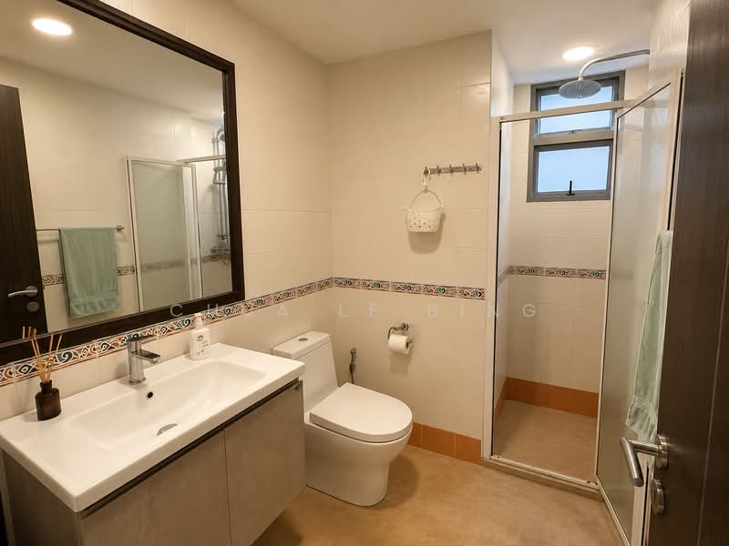 The Florida, 78 Hougang Avenue 7, 3 Bedrooms, 1,292 sqft, Condominium For Sale, by Chua Le Bing, 500221979 - Bathroom - PropertyGuru.com.sg