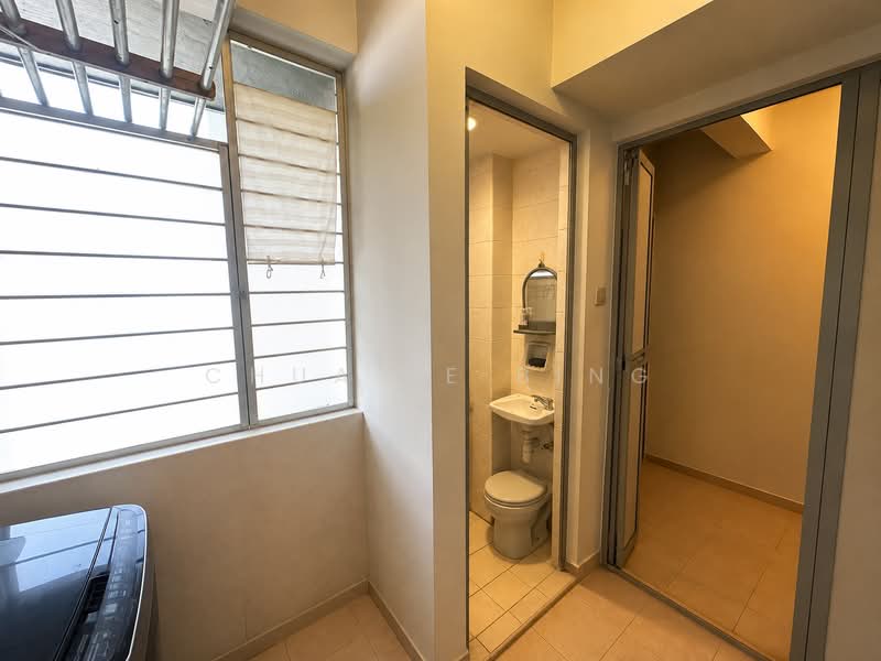 The Florida, 78 Hougang Avenue 7, 3 Bedrooms, 1,292 sqft, Condominium For Sale, by Chua Le Bing, 500221979 - Bathroom - PropertyGuru.com.sg