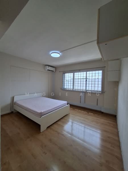 114 Lengkong Tiga, 114 Lengkong Tiga, 3 Bedrooms, 1,119 sqft, HDB Flat For Sale, by Maggie Ang, 500221982 - Bedroom - PropertyGuru.com.sg