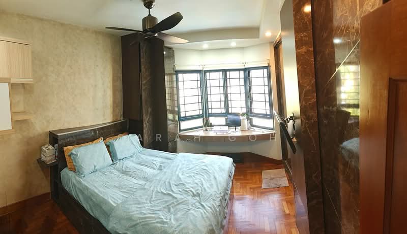 Westcove Condo, 10 West Coast Crescent, 3 Bedrooms, 1,216 sqft, Condominium For Sale, by Sarah Goh, 500221984 - Master Bedroom - PropertyGuru.com.sg