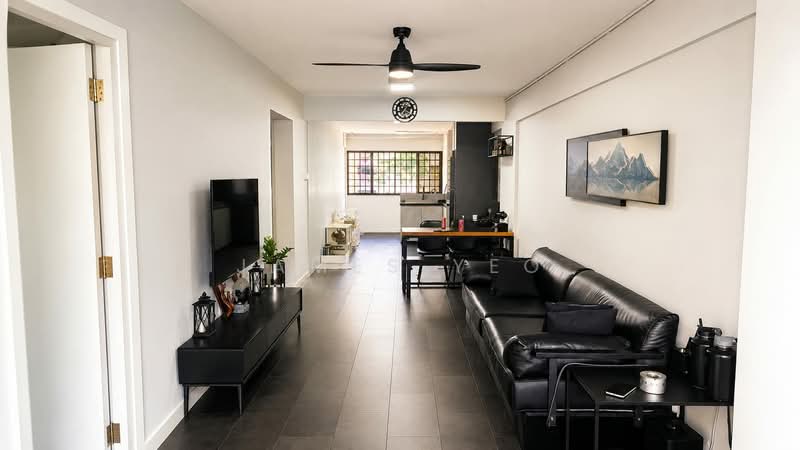 181 Ang Mo Kio Avenue 5, 181 Ang Mo Kio Avenue 5, 2 Bedrooms, 883 sqft, HDB Flat For Sale, by James Yeo, 500221995 - Living Room - PropertyGuru.com.sg