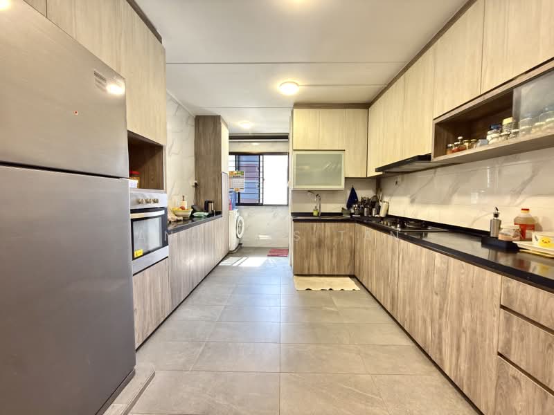 484 Pasir Ris Drive 4, 484 Pasir Ris Drive 4, 3 Bedrooms, 1,119 sqft, HDB Flat For Sale, by Andreas Tan, 500222001 - Kitchen - PropertyGuru.com.sg