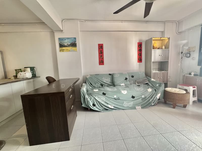 16 Upper Boon Keng Road, 16 Upper Boon Keng Road, 2 Bedrooms, 65 sqft, HDB Flat For Sale, by Edeline Ooi, 500222007 - Living Room - PropertyGuru.com.sg