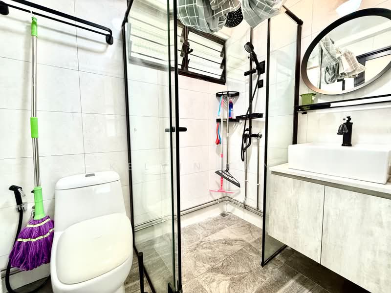 335 Serangoon Avenue 3, 335 Serangoon Avenue 3, 3 Bedrooms, 1,119 sqft, HDB Flat For Sale, by Kelvin Tan, 500222017 - Bathroom - PropertyGuru.com.sg