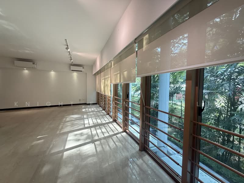 Cavenagh Fortuna, 91 Cavenagh Road, 2 Bedrooms, 1,119 sqft, Condominium For Rent, by Evelyn Chen, 500222019 - Living and Dining - PropertyGuru.com.sg