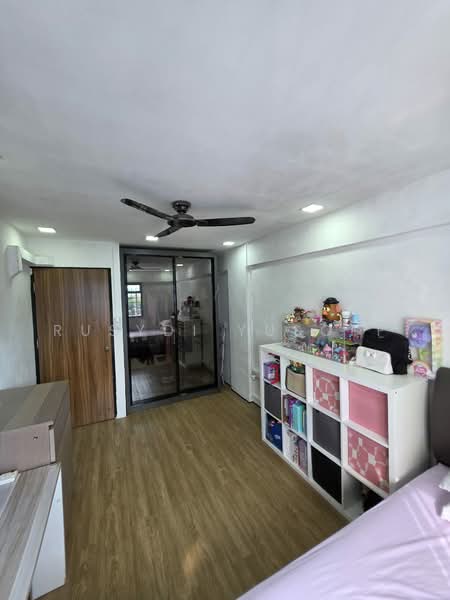 121 Paya Lebar Way, 121 Paya Lebar Way, 3 Bedrooms, 980 sqft, HDB Flat For Sale, by Rusydi Yusoff, 500222029 - Bedroom - PropertyGuru.com.sg